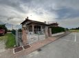 Villa immersa nel verde 1